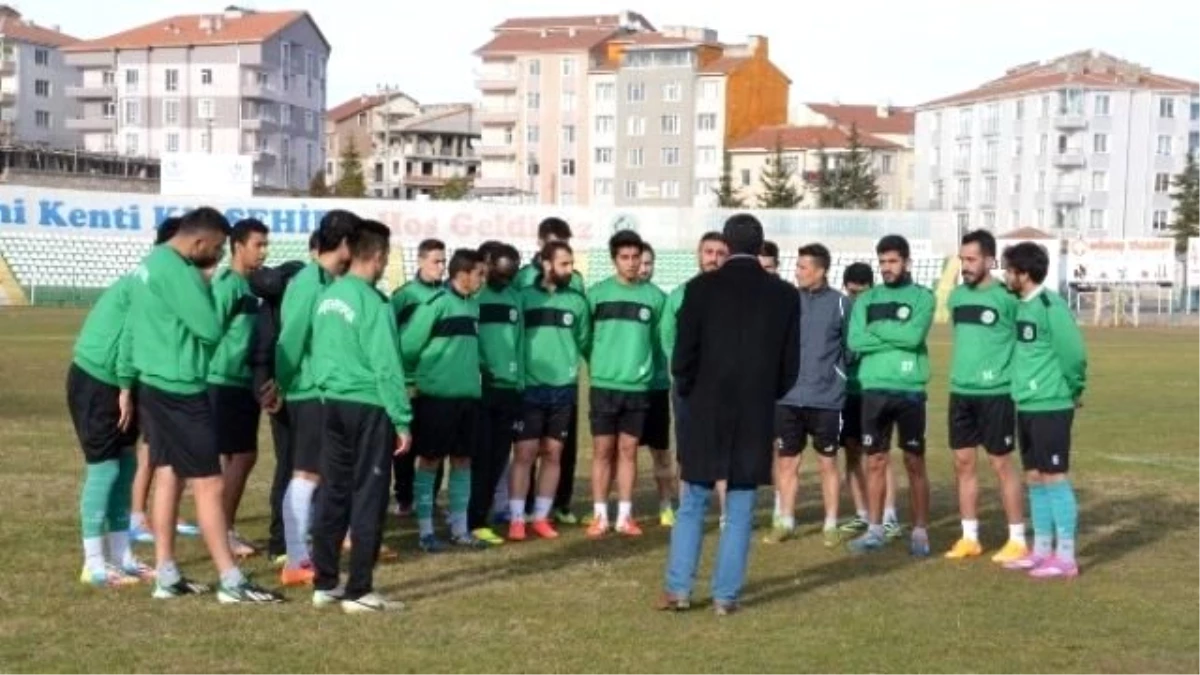 Kırşehirspor Teknik Heyeti Ligi İyi Sırada Bitirmek İstiyor