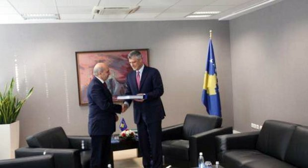 Kosova\'da Başbakanlık Devir Teslim Töreni Yapıldı