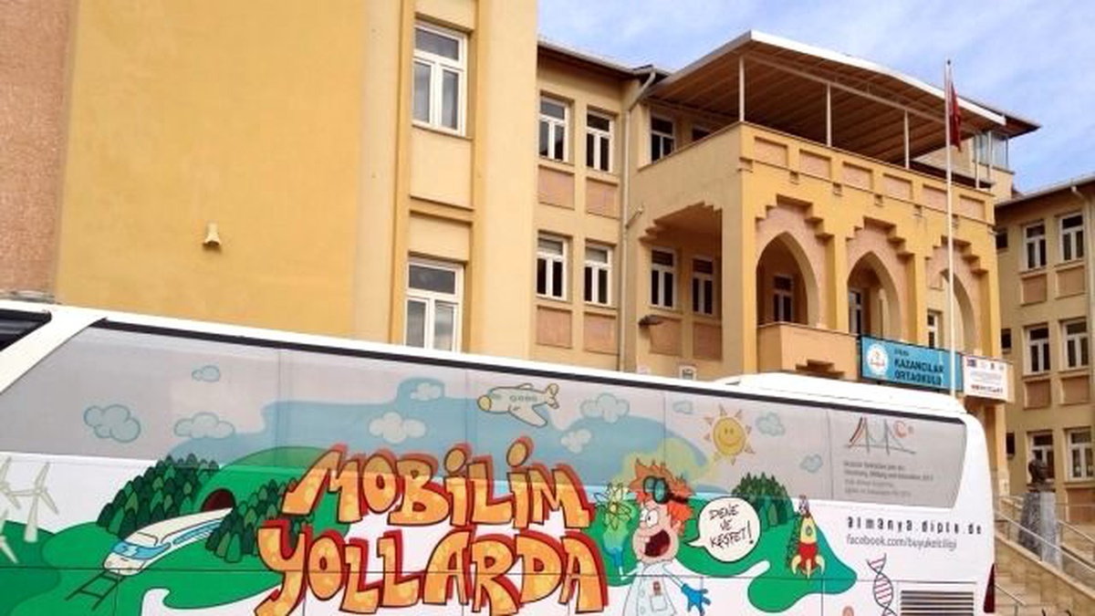 \'Mobilim Yollarda\' Otobüsü Bursa\'ya Geliyor