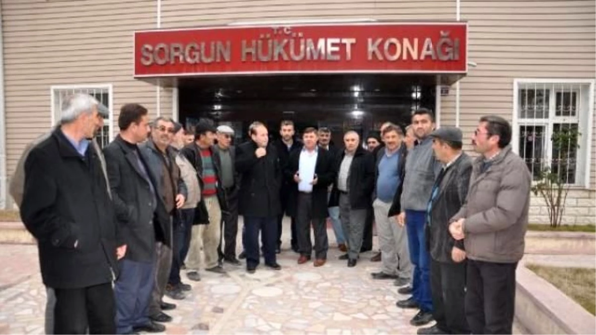 Yozgat\'ta Servis Şoförleri Alacakları İçin Eylem Yaptı