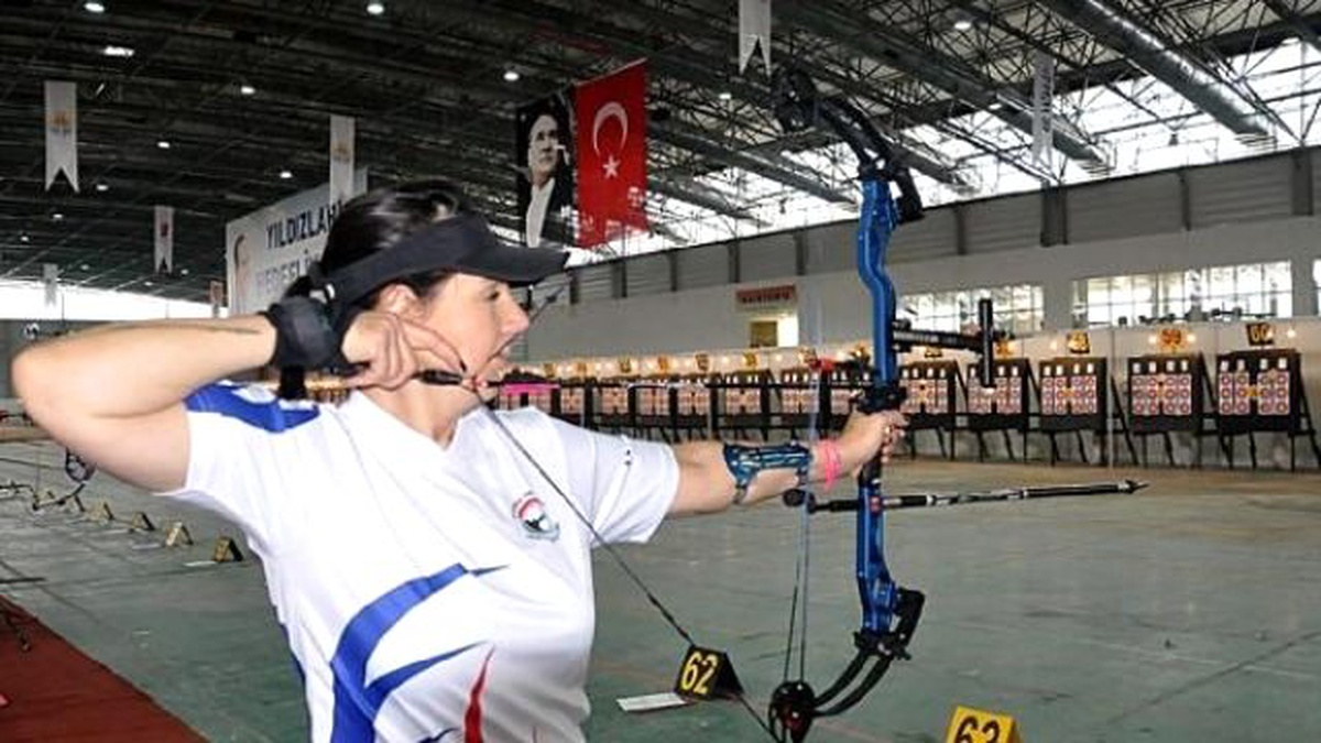 Türkiye Salon Federasyon Kupası Okçuluk Yarışmaları Adana\'da Başladı