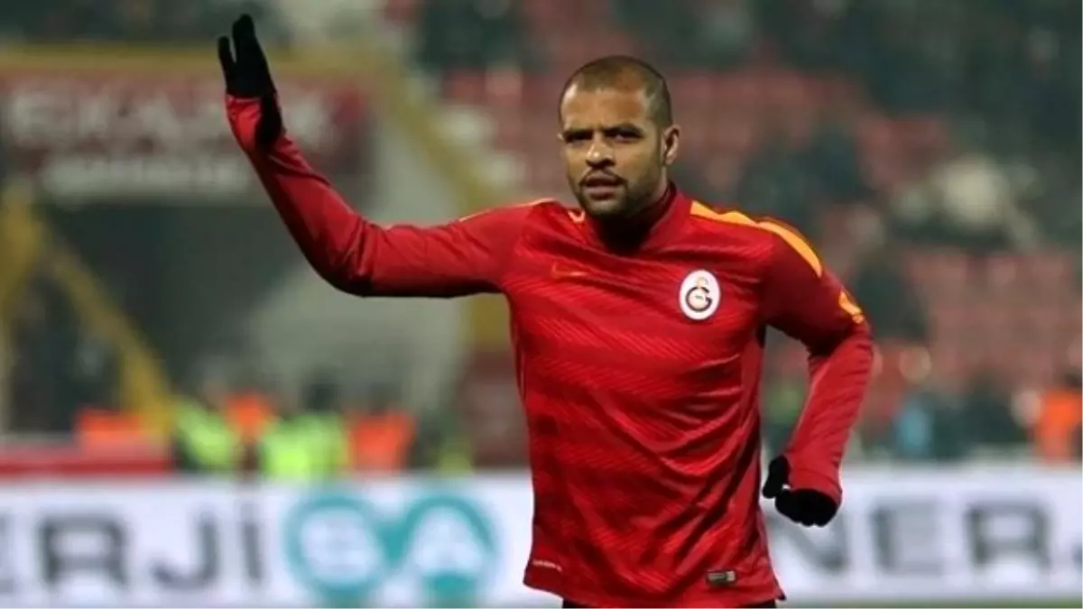 Felipe Melo: Ayaklarımızın Yere Basması Lazım