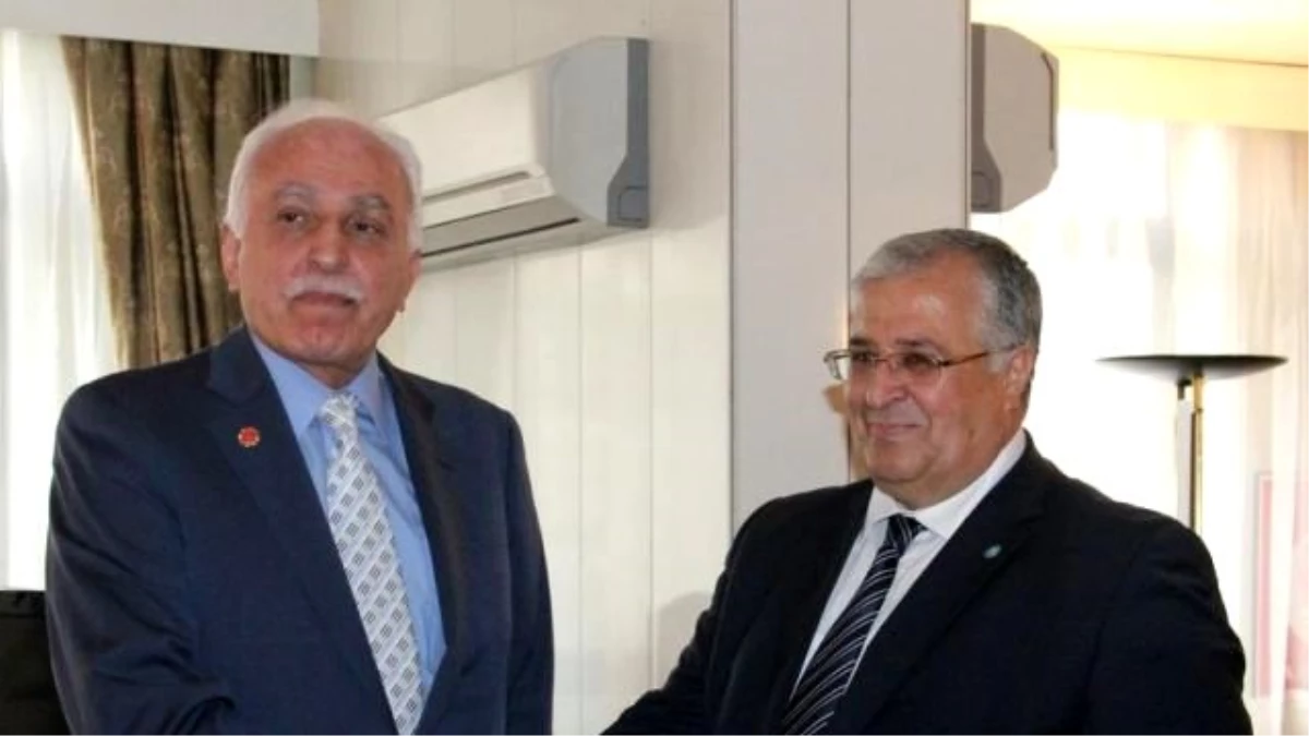 DSP Genel Başkanı Türker, Saadet Partisi Genel Başkanı Kamalak\'ı Ziyaret Etti