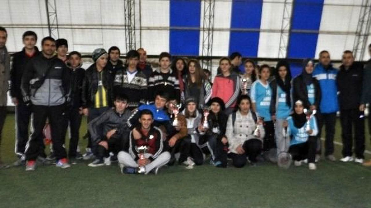 Hakkari\'de Badmitnot İl Birinciliği Yarışması Yapıldı