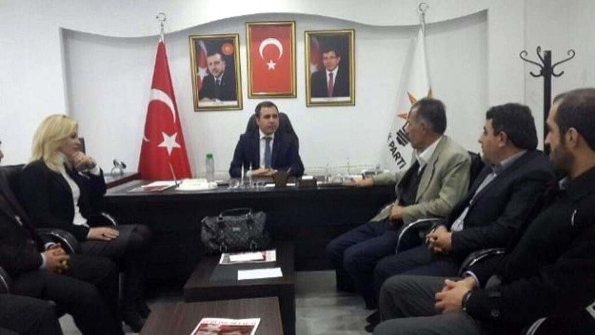 İş Kadını Uçar, AK Parti Kahta ve Samsat İlçe Teşkilatını Ziyaret Etti