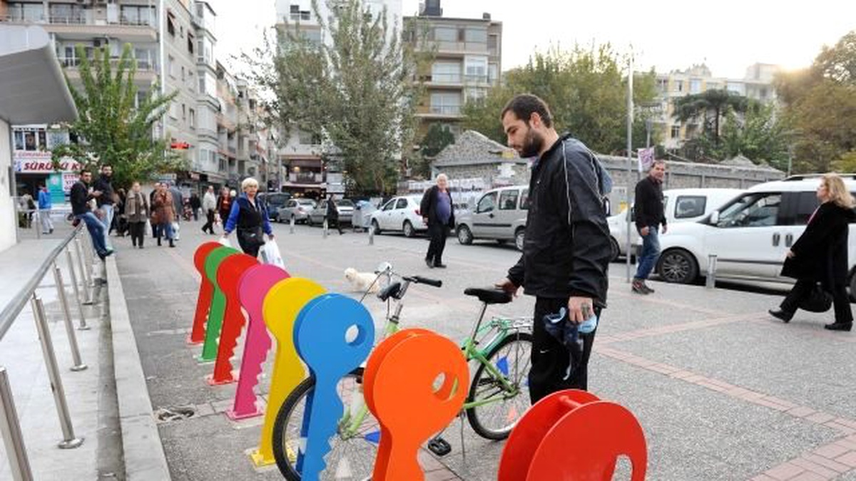 Karşıyaka Bisiklet Parklarıyla Donatılacak