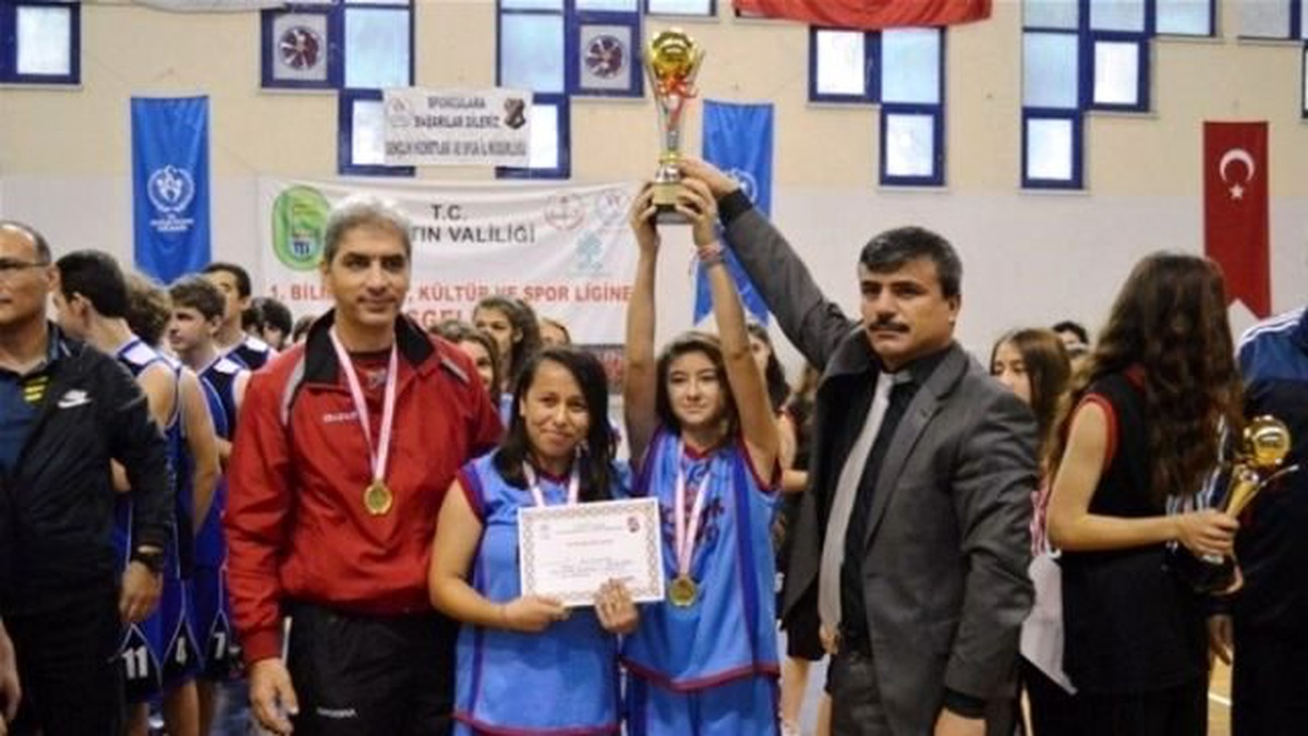 Liseler Arası Basketbol Turnuvası Sona Erdi