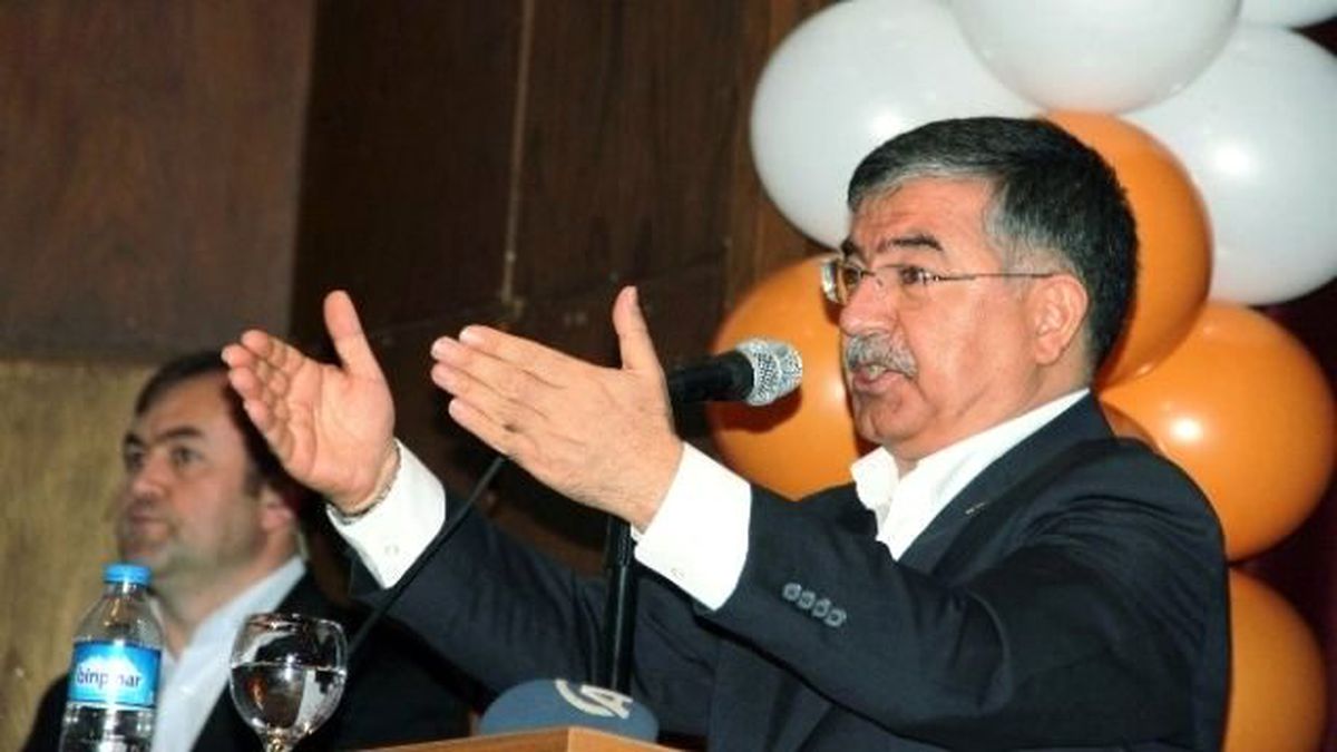 Milli Savunma Bakanı Yılmaz Iğdır\'da