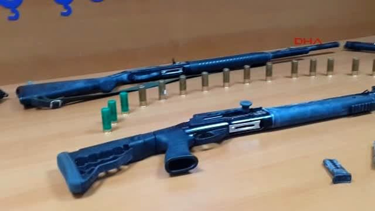 Pendik Soyguncularında 4 Uzun Namlulu Tüfekle Birlikte Bir de Bomba Ele Geçirildi