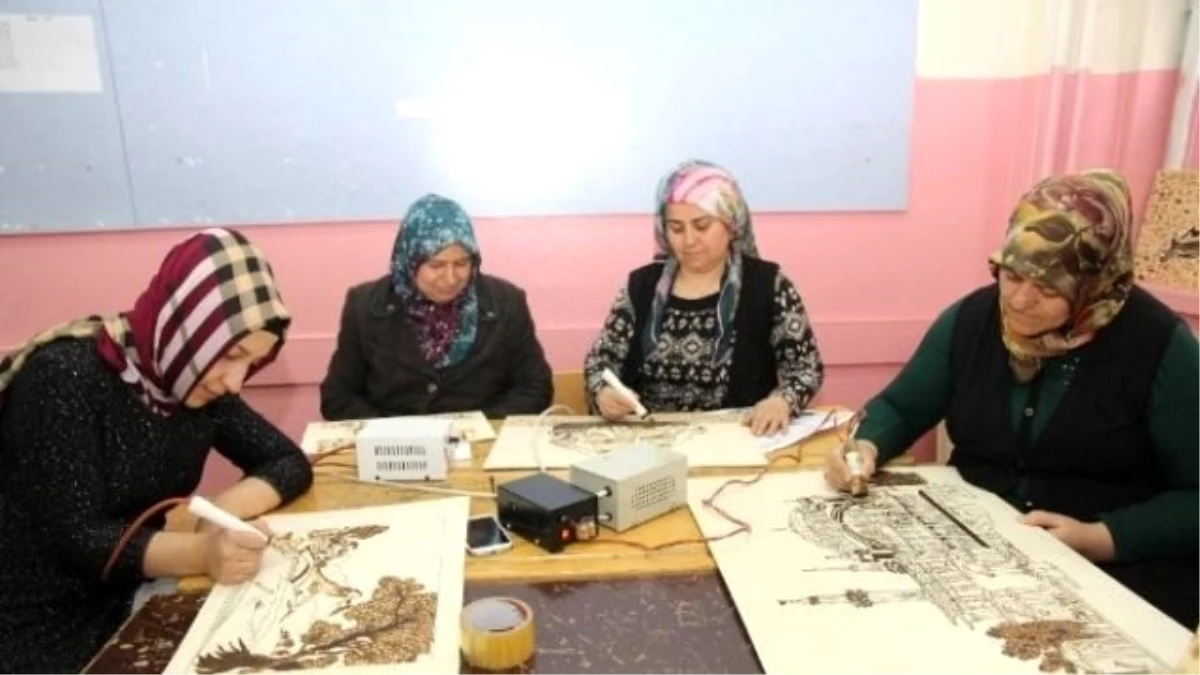 Yozgat\'ta Hami-Yet Anneleri Açılan Kurslarda Meslek Öğreniyor