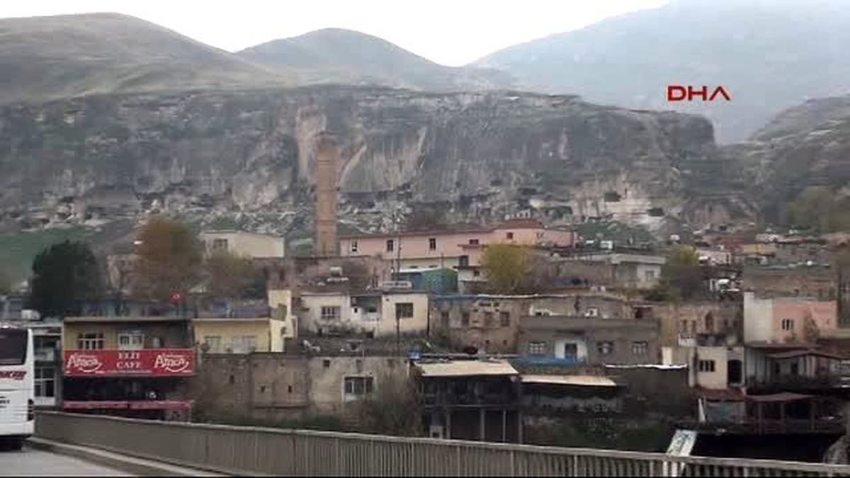 Batman Hasankeyf\'in Sembolü Zeynel Bey Türbesi 250 Günde Taşınacak