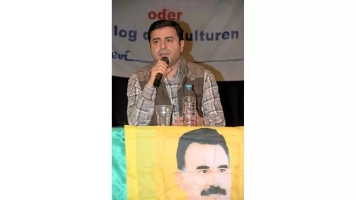 Demirtaş: "2015 Seçimlerine Parti Olarak Gireceğiz"