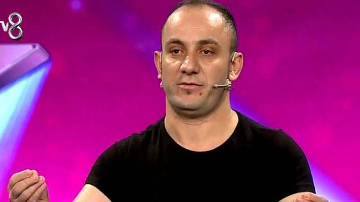Eyüp Kara\'dan Stand Up Gösterisi
