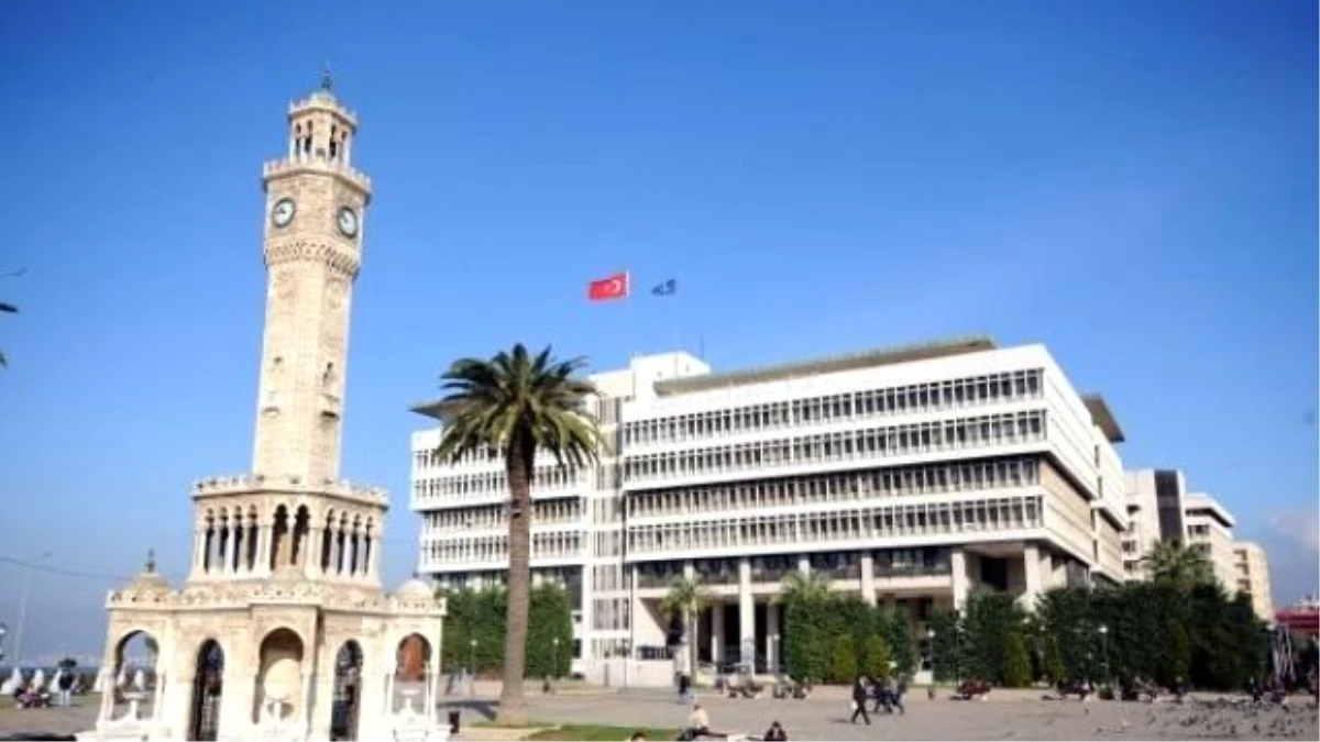 İzmir Büyükşehir Belediyesi Kredi Notunu Korudu