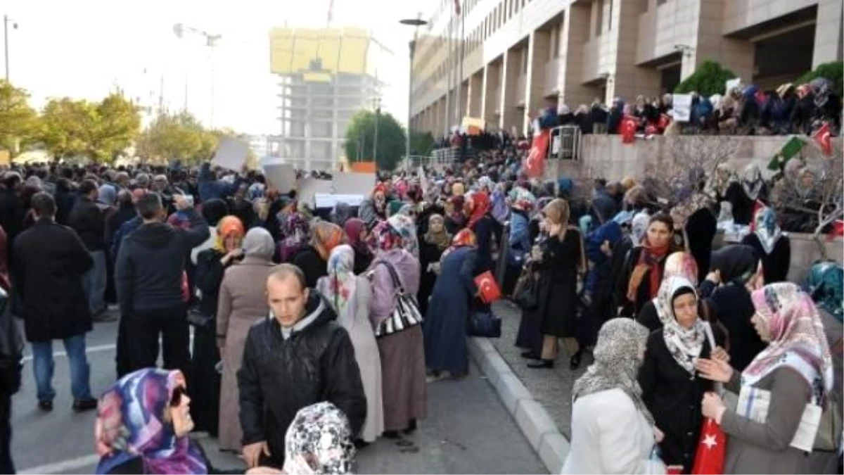 İzmir\'de 14 Aralık Operasyonuna Tepki