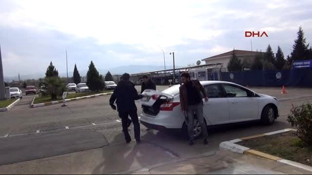 Kahramanmaraş\'ta 1 Polis Gözaltına Alındı, 1\'i Aranıyor