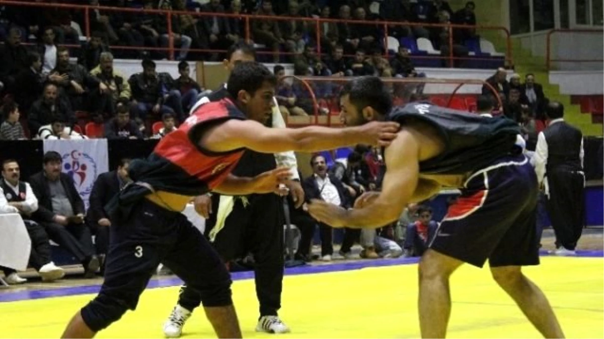 Kapışmalı Aba Güreşleri Türkiye Şampiyonası Sona Erdi