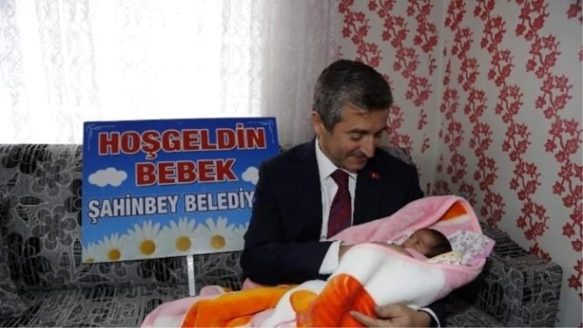 Şahinbey\'de 3 Yılda 24 Bin Bebek Ziyaret Edildi