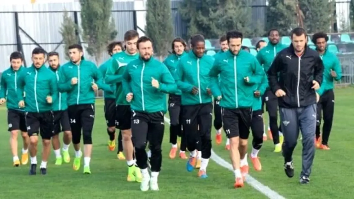 Akhisar Belediyespor\'un Zor Haftası