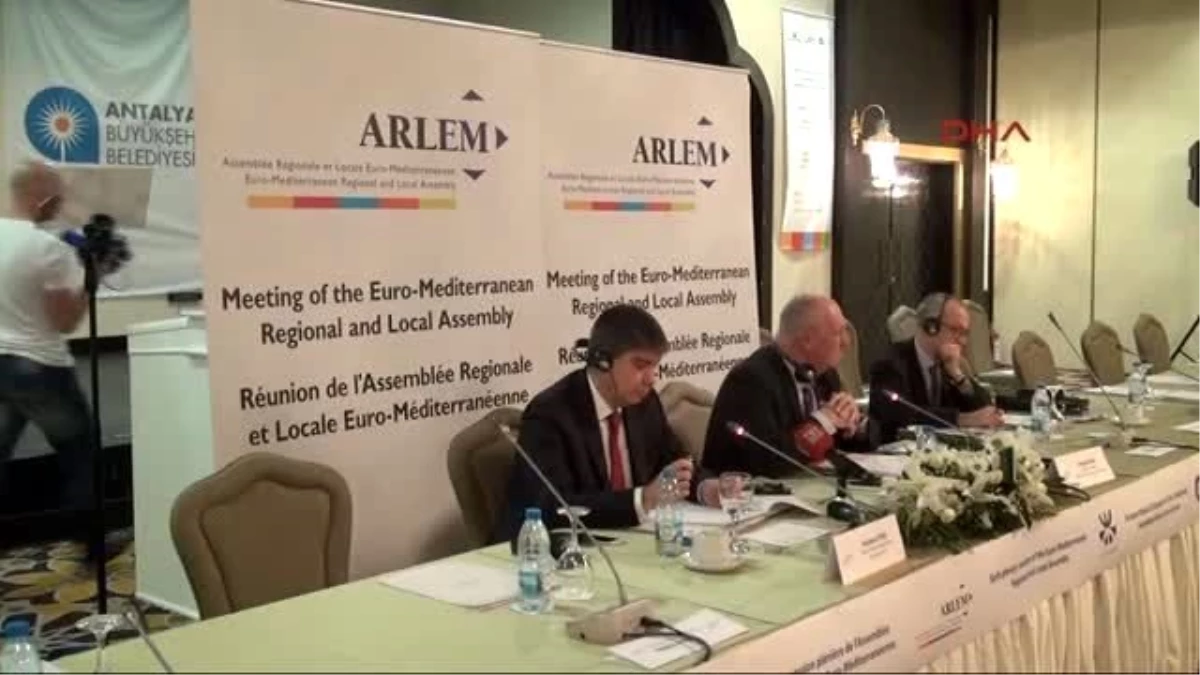 Arlem Eş Başkanı Lebrun: Akdeniz\'de 2014\'te 3 Bin 500 Sığınmacı Boğuldu