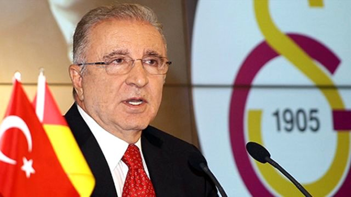 Aysal\'dan Polat\'a: Hiçbir Yere Kaçmadım. Buradayım