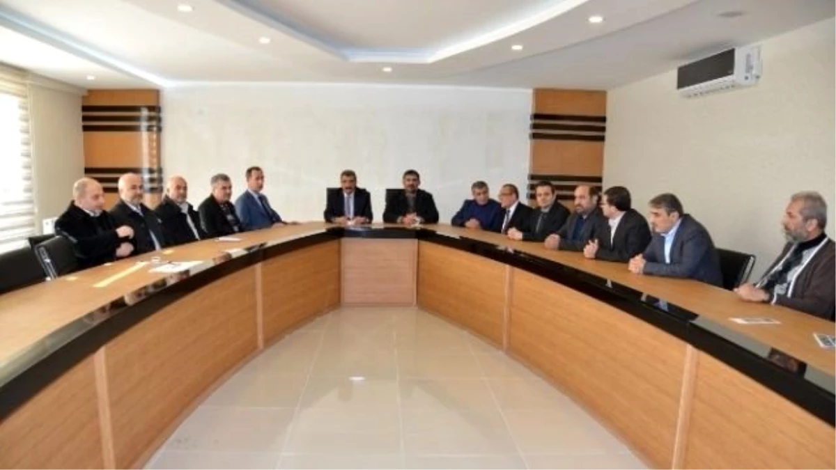 Başkan Gürkan, Meşale Derneği Yönetimi ile Biraraya Geldi