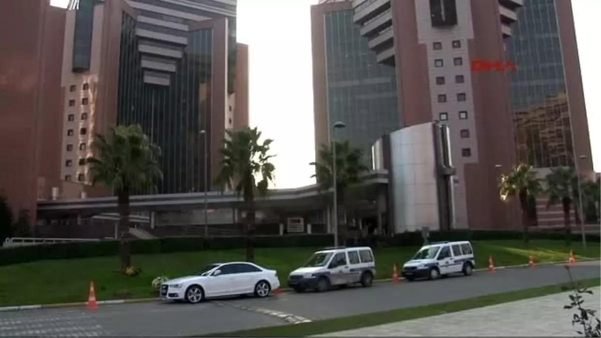 Dünya Ticaret Merkezi'nde Şüpheli Yangın