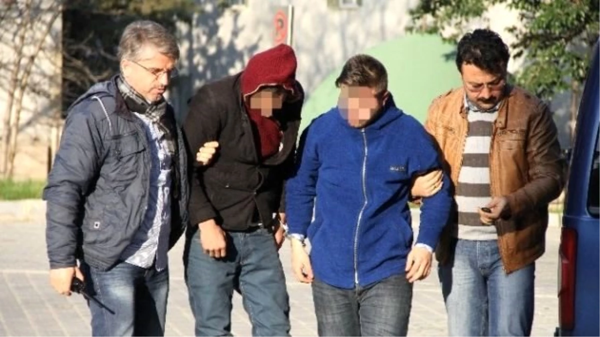 Gürcü Şahsa Sopalı Gasp İddiasına 2 Gözaltı
