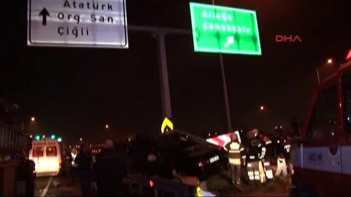 İzmir İki Kardeş Trafik Kazasında Hayatını Kaybetti
