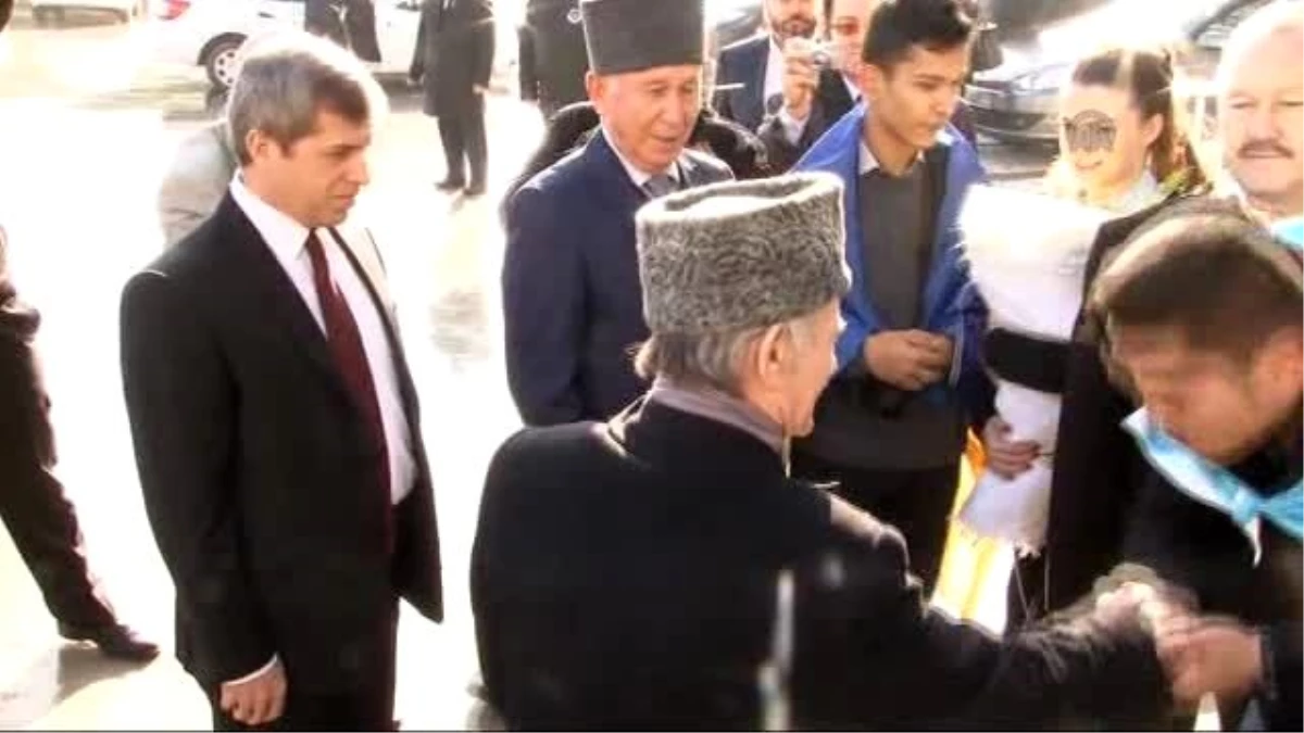 Kırım Tatar Türklerinin Lideri Kırımoğlu\'na Çomü\'den Fahri Doktora
