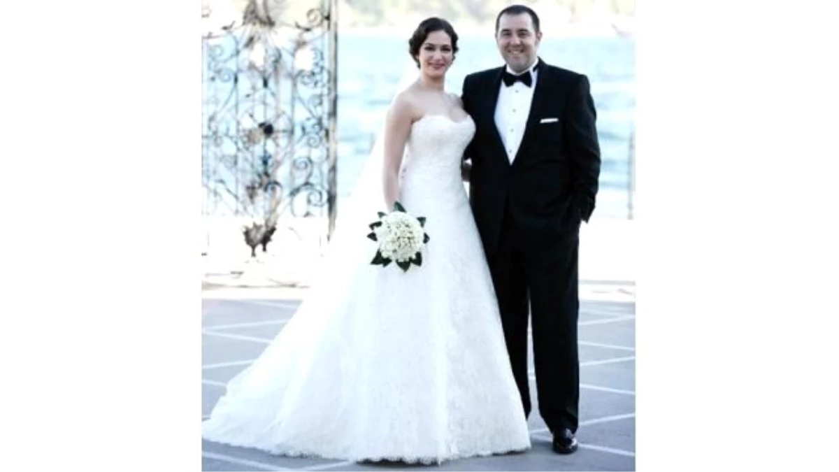 Özge Borak, Boşandıktan 1 Ay Sonra İlk Kez Fotoğraf Paylaştı