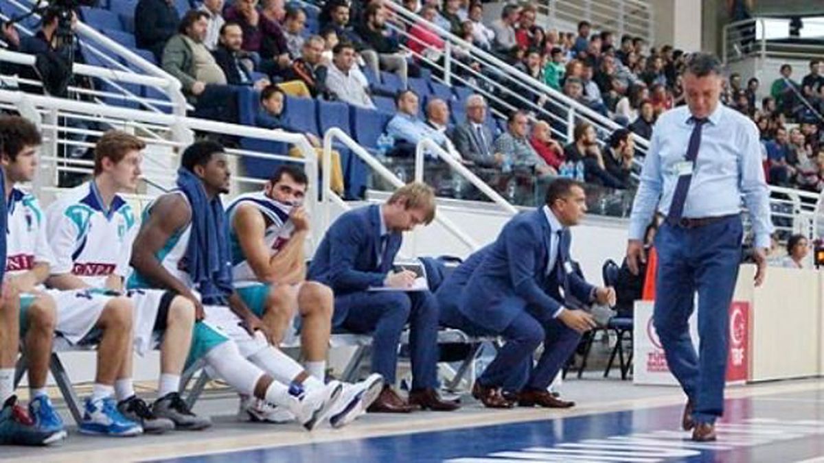 Sinpaş Denizli Basket, Defansıyla Kazandı"