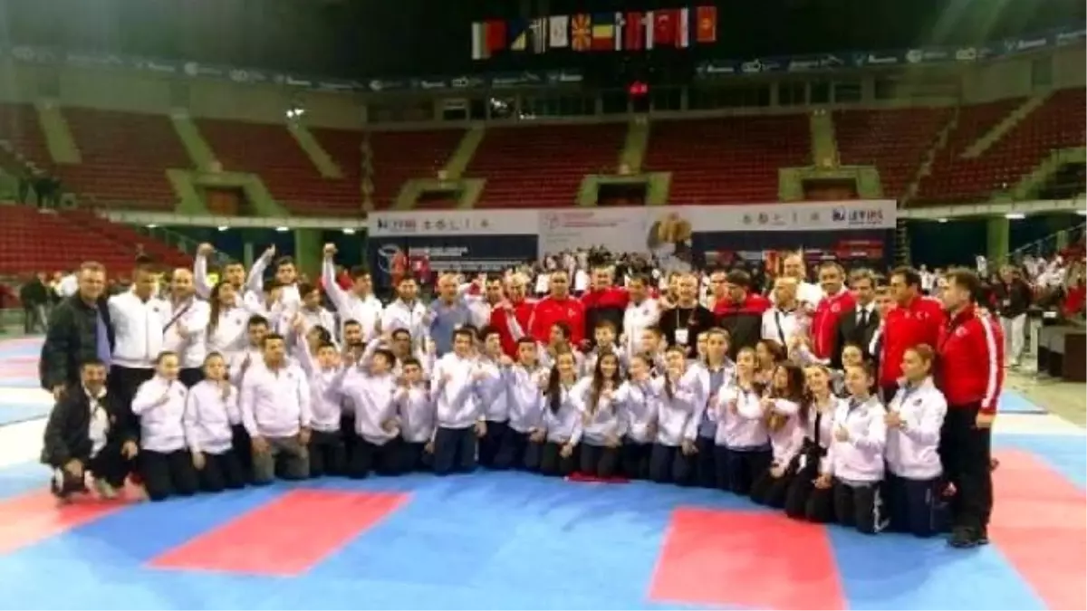 Türkiye Karate Genç Millileri Balkan Şampiyonu Oldu