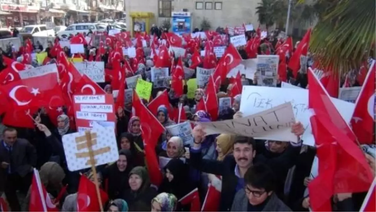 Bursa\'da 14 Aralık Operasyonu Protestosu