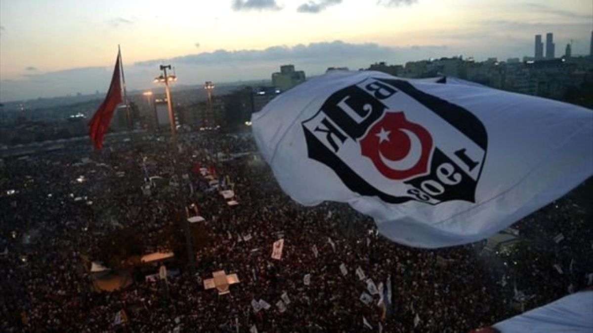 Çarşı\'ya Londra\'dan Destek
