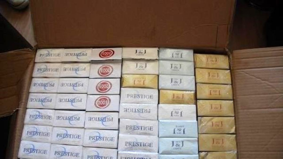 İzmir\'de Kaçak Sigara Operasyonu