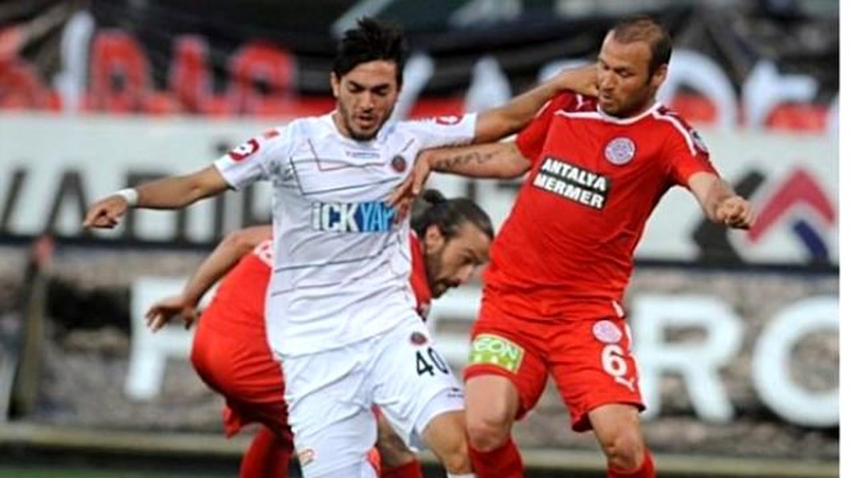 Kolektif Ruh, Antalyaspor\'a Galibiyet Getirdi"