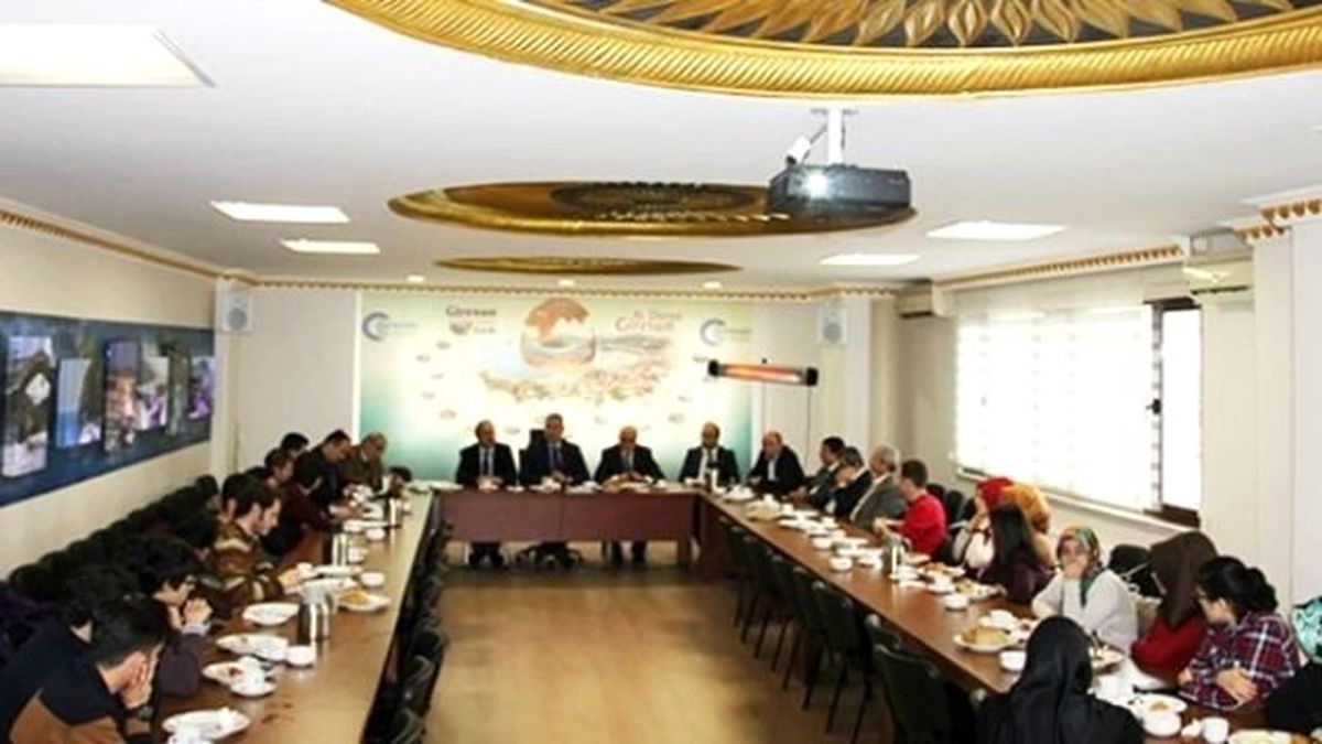 Zeytinburnu Belediye Başkanı Aydın, Gençlerle Buluşuyor