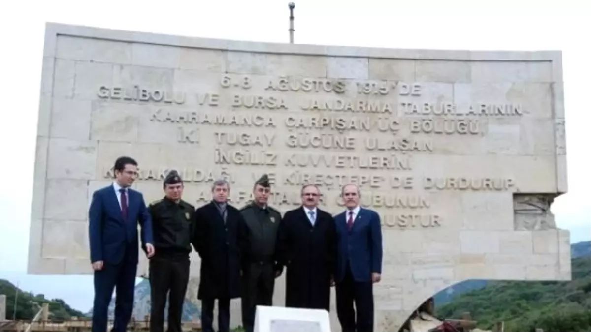 Çanakkale\'de Bursa Seyyar Jandarma Taburu Şehitliği Yenileniyor