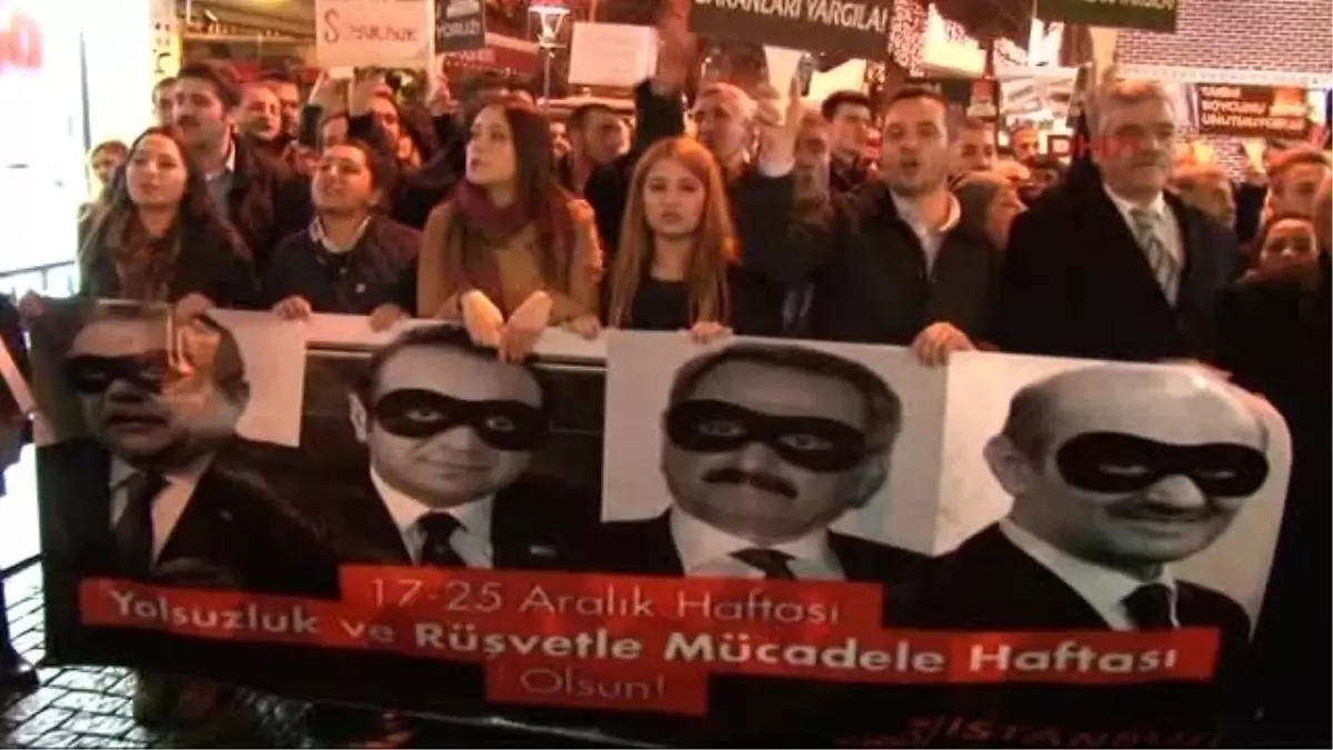 CHP İstanbul İl Gençlik Kollarından 17 Aralık Eylemi