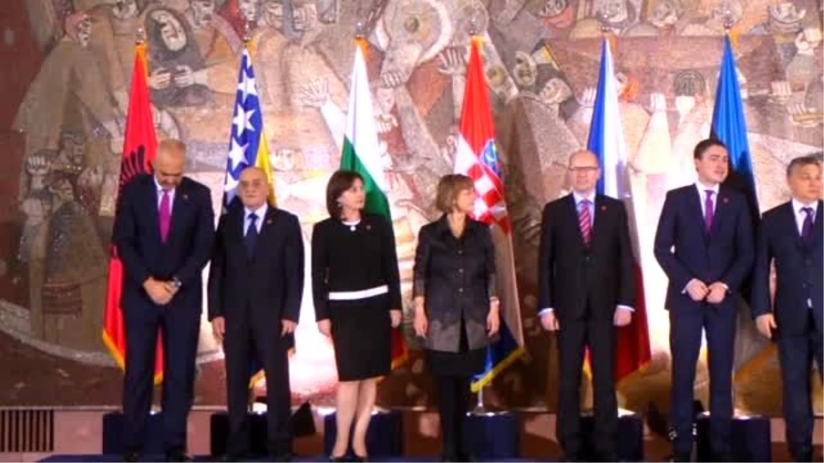 Çin, Orta ve Doğu Avrupa Ülkeleri Hükümet Başkanları Zirvesi" Toplantısı