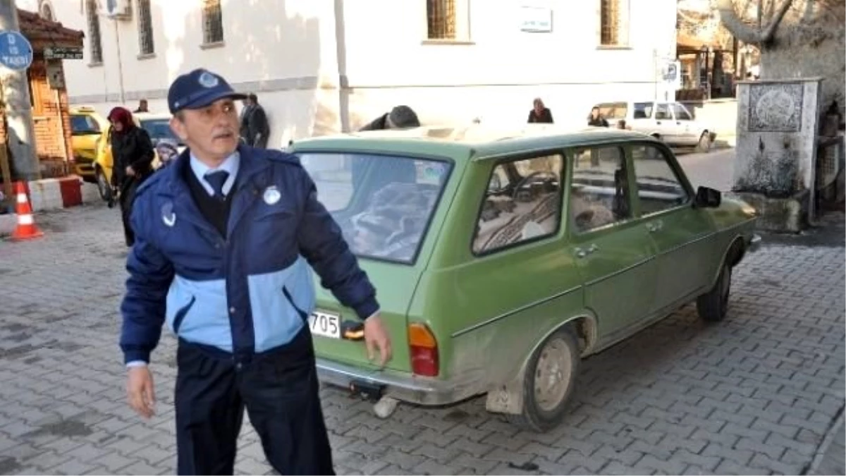 Dursunbey Zabıtasından Köy Ekmeği Satanlara Operasyon