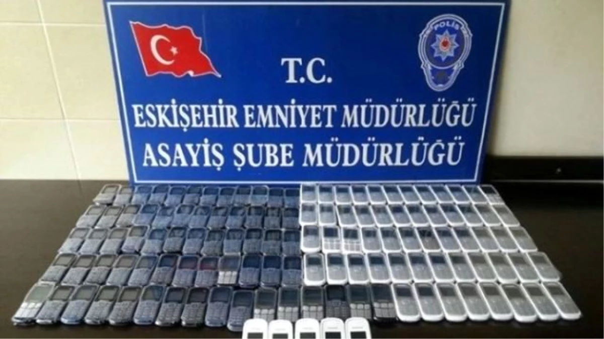 Eskişehir\'de Kaçak Telefon Operasyonu