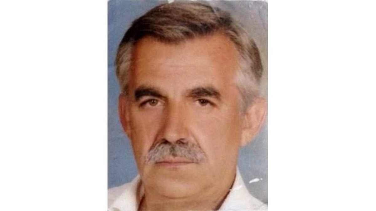 Evine Molotof Atıldı, Yangını Söndürürken Çatıdan Düştü