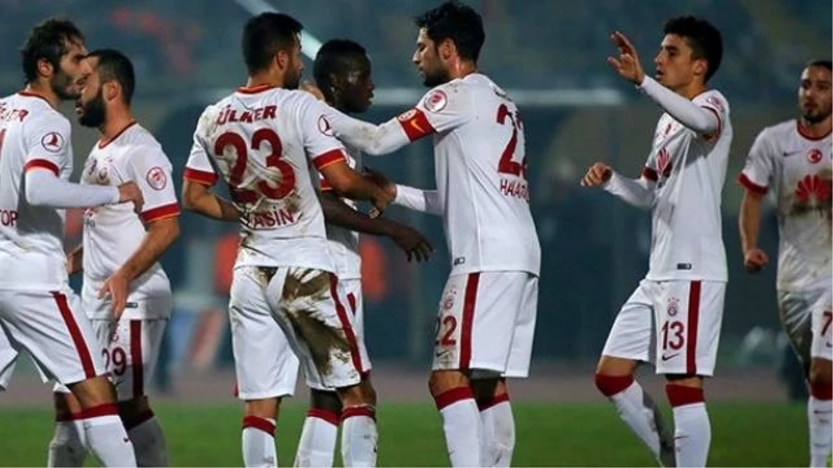 Galatasaray, 31 Yıl Sonra Yeniden 9 Gol Attı