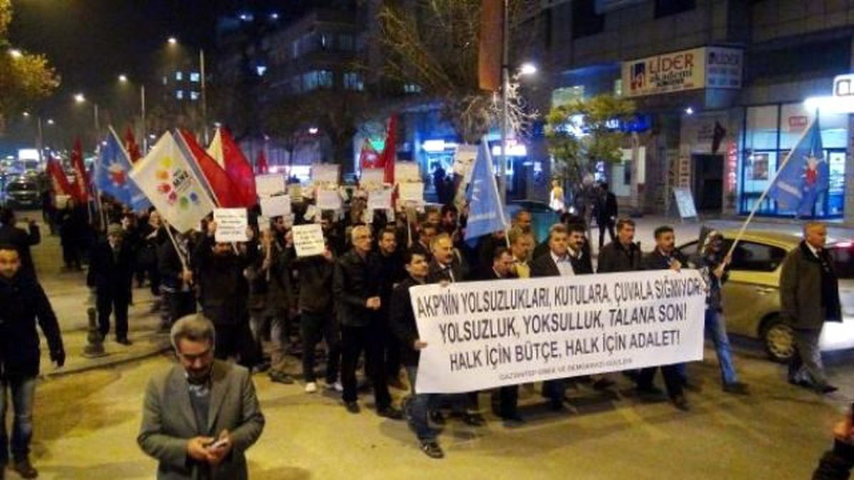 Gaziantep\'te \'17 Aralık\' Protestosu