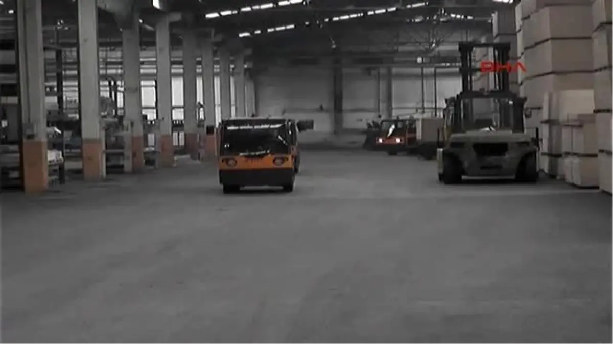 İnegöl Orman Ürünleri Fabrikasında 8 Kadın Forklift Operatörü