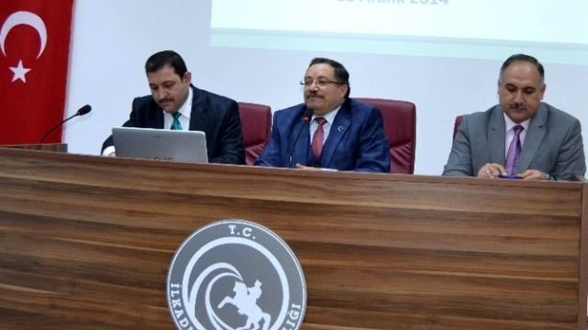 İlkadım\'da Okul Müdürleri ile Değerlendirme Toplantısı Yapıldı