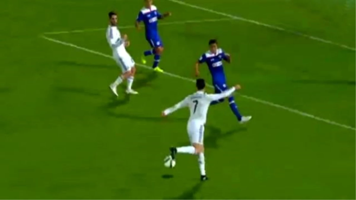 Ronaldo, Az Daha "Robona" Golü Atıyordu