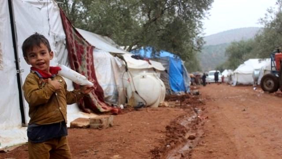 Suriyeli 150 Bin Çocuk Hastalık ve Soğukla Mücadele Ediyor